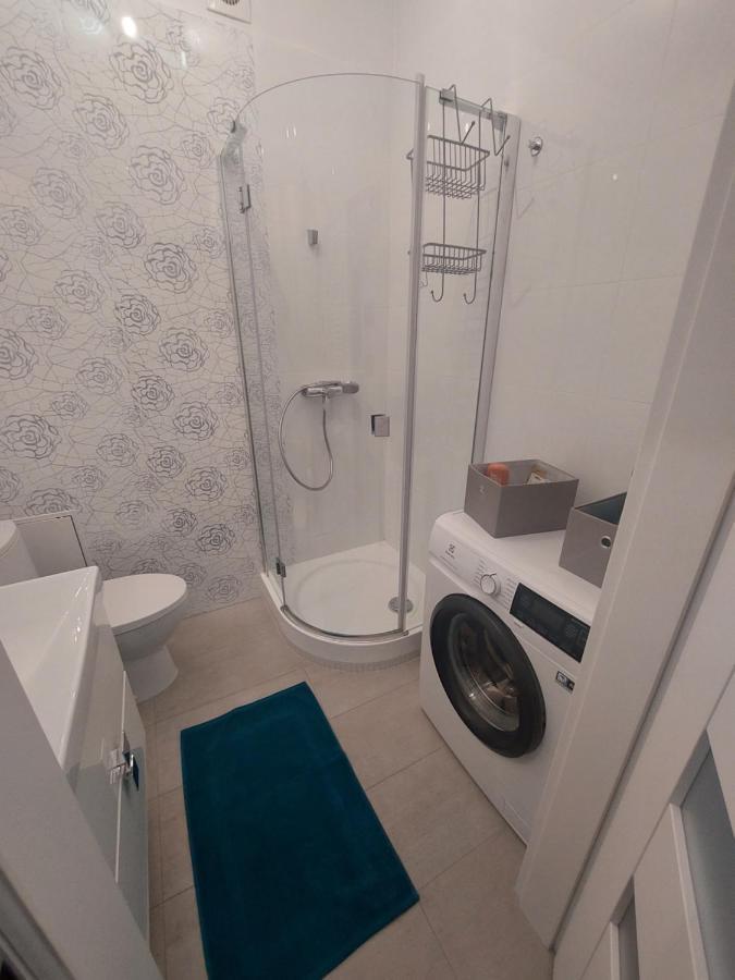 Apartamencik Przy Tezni W Konstancinie *