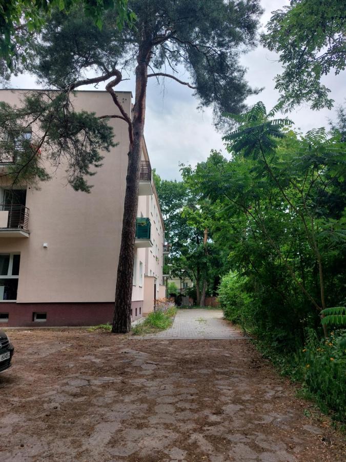 Apartamencik Przy Tezni W Konstancinie Apartment